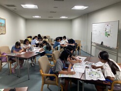 記事作成のようす