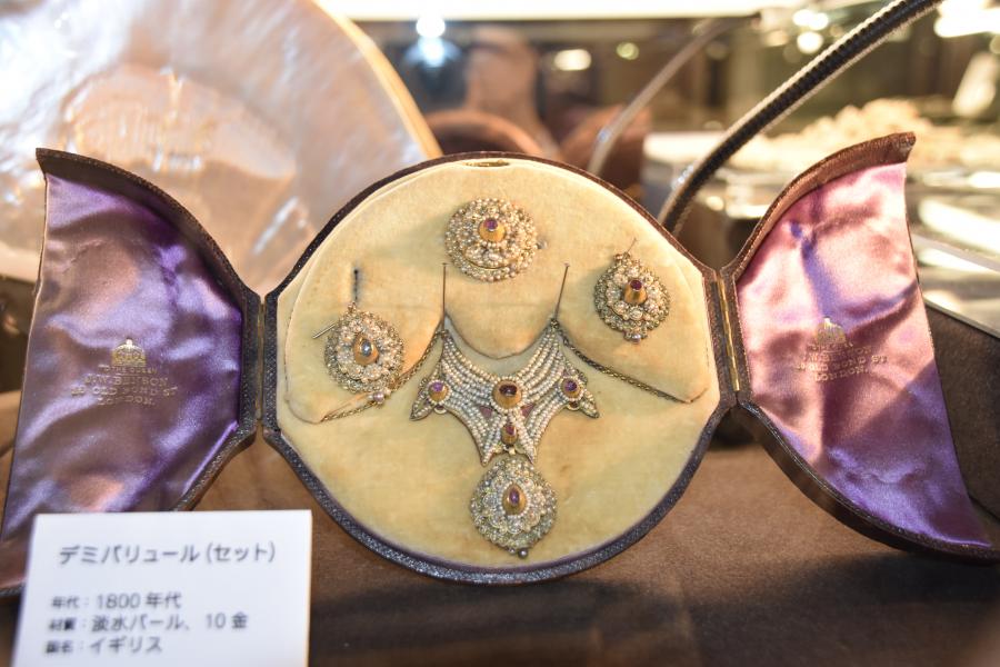 ビクトリアン時代のアクセサリー2