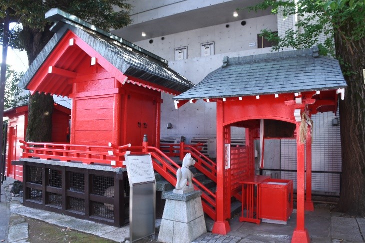 清水稲荷神社拝殿