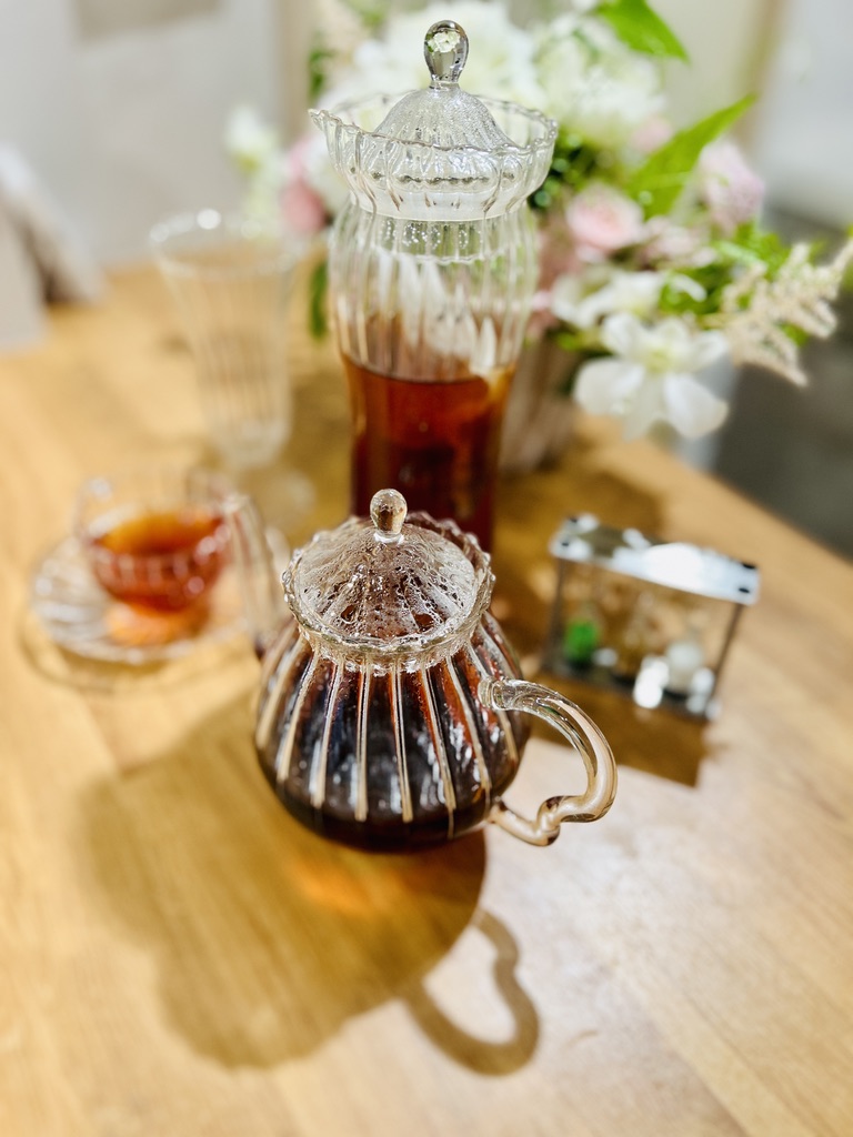 カップに入った紅茶の画像