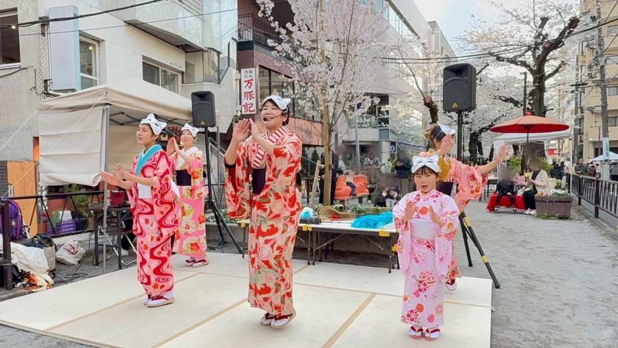 桜フェスタ商店街画像