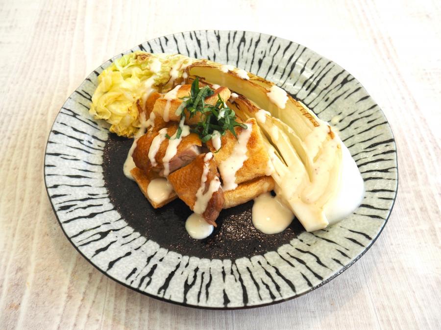 まるごと焼き白菜とチキンのサラダ