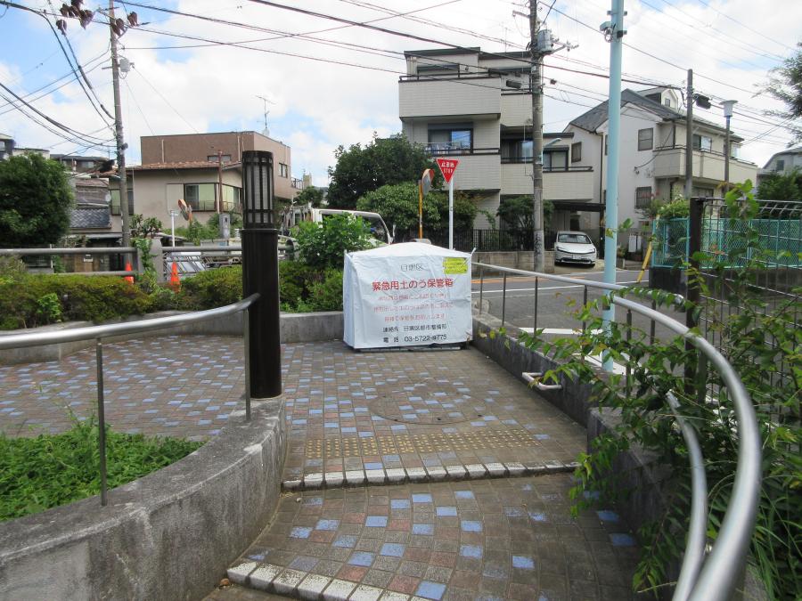 写真67蛇崩川緑道蛇崩下橋上流