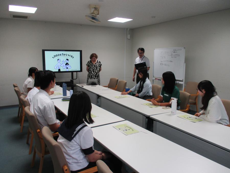 第2回プレ子ども・若者会議(ロゴのレクチャー)