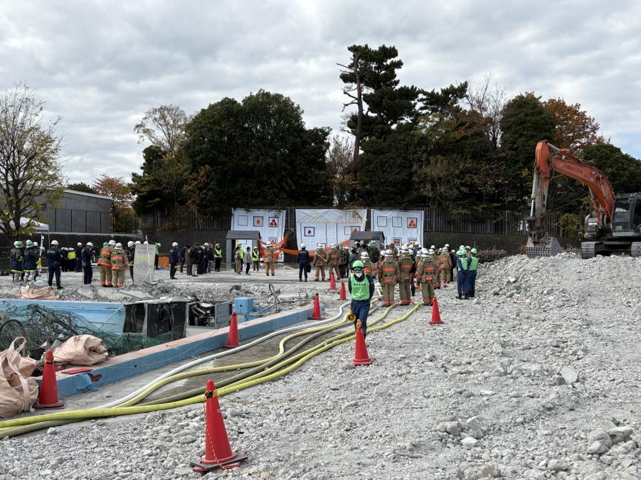 西中建て替えの様子（R7.11）その1