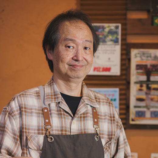 八雲珈琲店代表の宮澤恵治さん