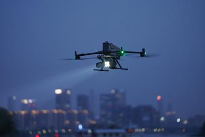 ドローン飛行デモ