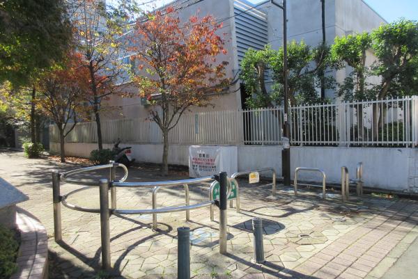 No13林試の森公園北口の写真