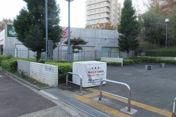 No33やくも街かど公園内の写真