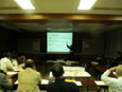 懇談会の様子（2）の写真