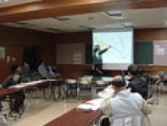 懇談会の様子（3）の写真