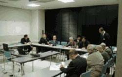 懇談会の様子の写真