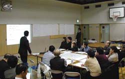 懇談会の様子の写真