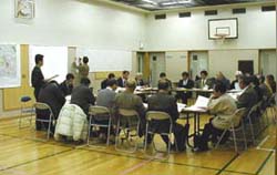 懇談会の様子の写真