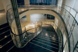 らせん階段4階の写真