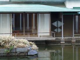 しじゅうからの間の縁側の写真