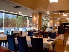 ニュー八景園のレストランの写真