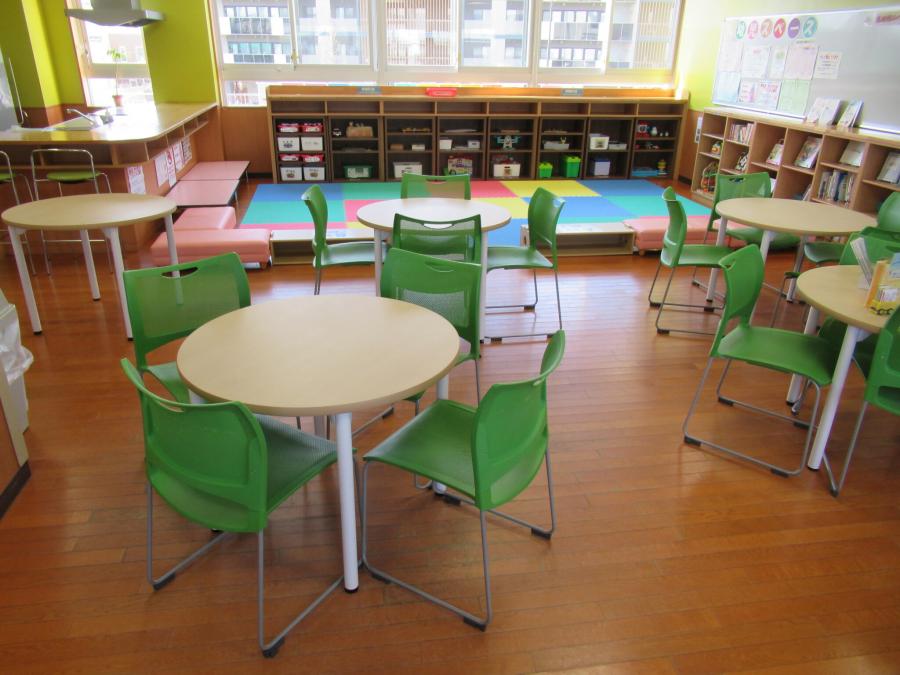 中央町児童館ロビーの写真