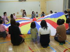 乳幼児クラブ活動写真