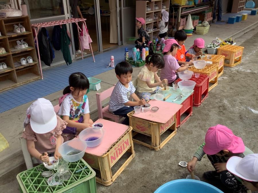 試したり工夫したりする姿