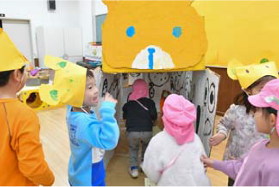 年長組による「作って遊ぶごっこの会「ひがしやま40周年スペシャル遊園地」」2