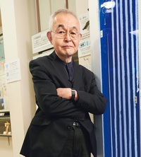 倉持利明さんの顔写真