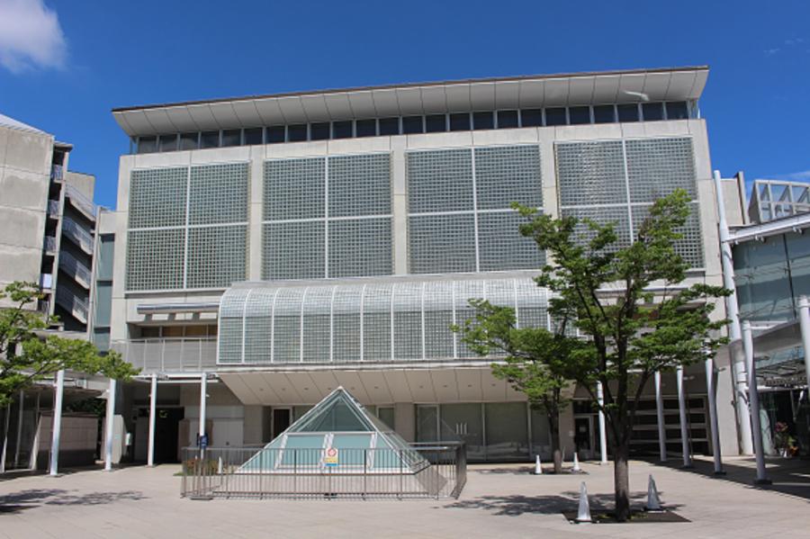 八雲体育館外観
